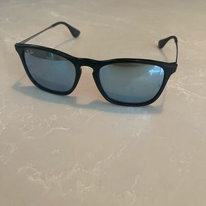 Ray Ban Chris sunglasses